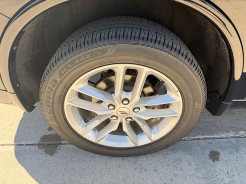Used 2025 Dodge Durango GT AWD/4WD image 7