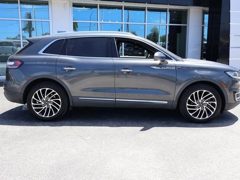 Used 2020 Lincoln Nautilus Reserve AWD/4WD image 8