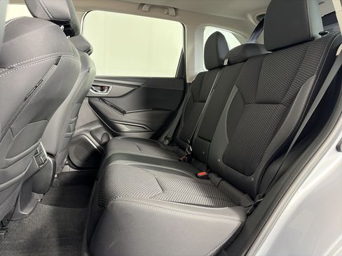 Used 2024 Subaru Forester Premium AWD/4WD image 7