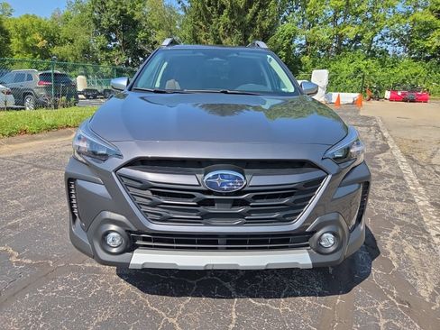 Used 2024 Subaru Outback Touring XT AWD/4WD image 4