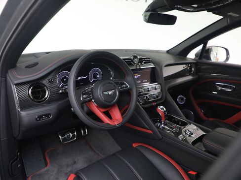 New 2026 Bentley Bentayga Speed image 15