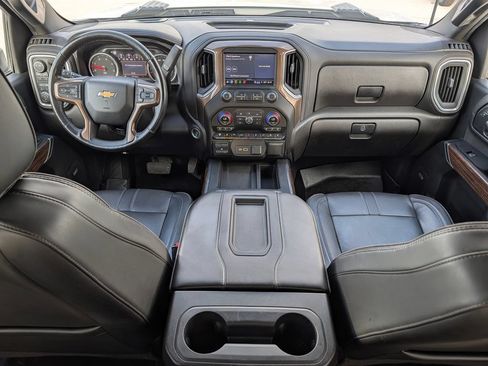 Used 2022 Chevrolet Silverado 2500 High Country w/ Safety Package II AWD/4WD image 15