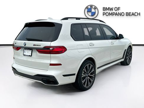 Used 2022 BMW X7 M50i w/ Dynamic Handling Package AWD/4WD image 7
