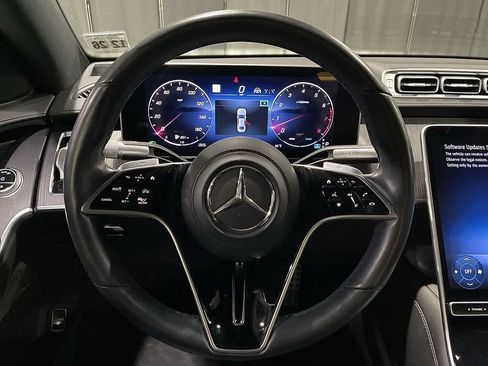 Used 2022 Mercedes-Benz S 500 4MATIC image 27