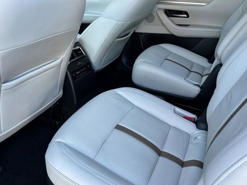 Used 2024 MAZDA CX-90 Plug-In Hybrid w/ Premium Plus image 13