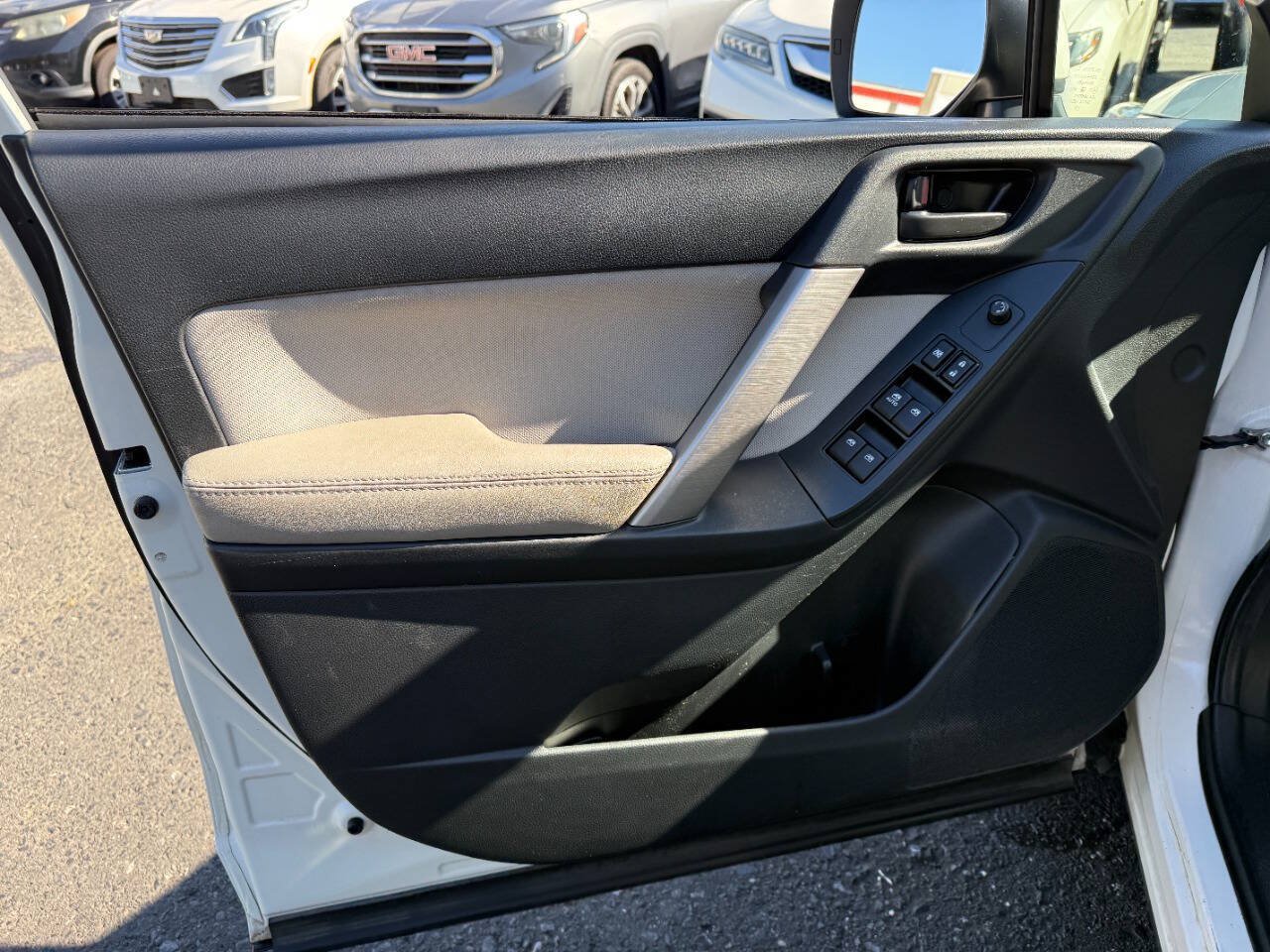 Used 2016 Subaru Forester 2.5i Premium AWD/4WD image 17