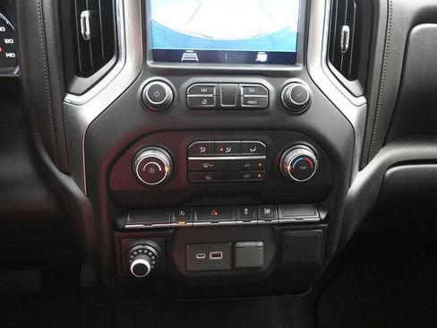Used 2020 Chevrolet Silverado 1500 LT w/ Trailering Package AWD/4WD image 18