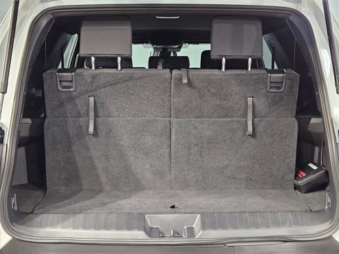 Certified 2025 Toyota 4Runner SR5 AWD/4WD image 18