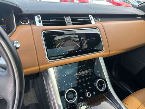 Used 2018 Land Rover Range Rover Sport Supercharged AWD/4WD image 31