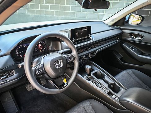 Used 2024 Honda Accord EX image 9
