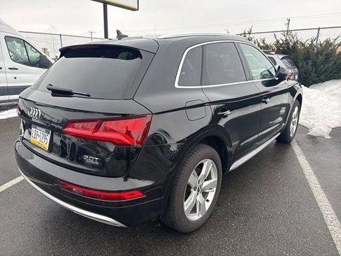 Used 2018 Audi Q5 Prestige w/ Prestige Package image 8