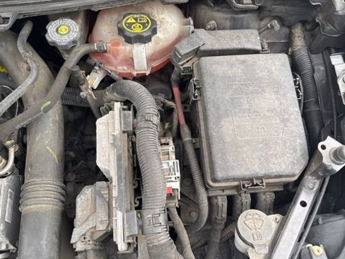 Used 2017 Chevrolet Cruze LT image 7