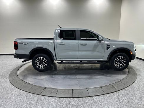 Used 2024 Ford Ranger Lariat w/ Trailer Tow Package AWD/4WD image 6