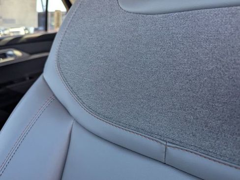 New 2026 Ford Explorer Active w/ Active Comfort Package image 13