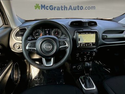 Used 2023 Jeep Renegade Latitude AWD/4WD image 10