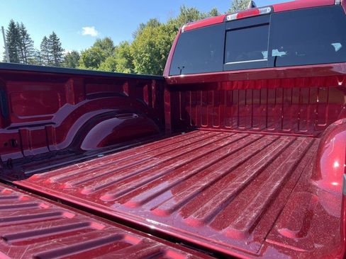 Used 2022 RAM 1500 Big Horn AWD/4WD image 6