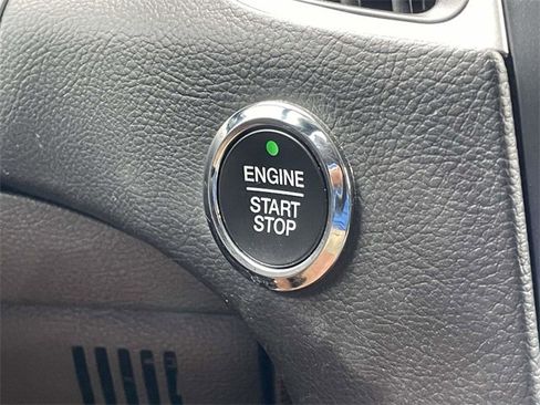 Used 2024 Ford Edge SEL image 23