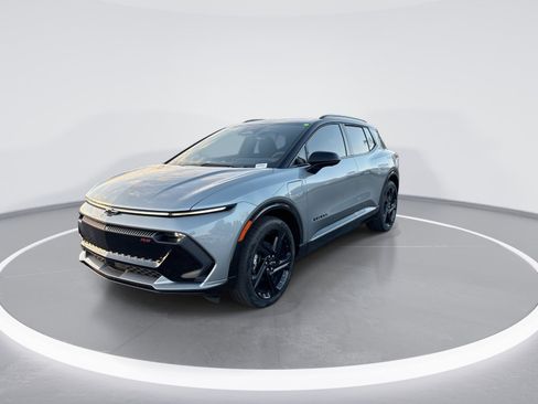 New 2026 Chevrolet Equinox EV RS image 5