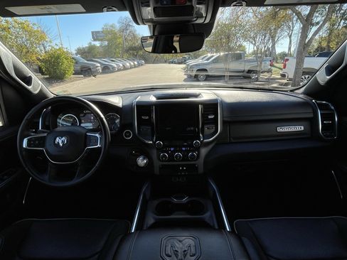 Used 2024 RAM 1500 Laramie image 10