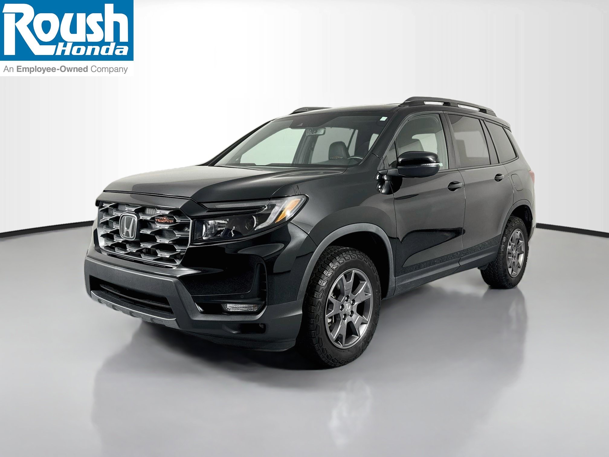 Certified 2024 Honda Passport TrailSport image 1