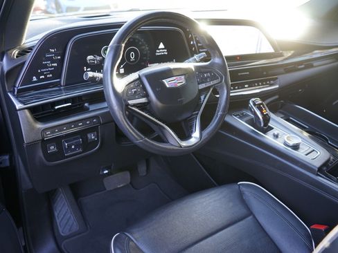 Used 2021 Cadillac Escalade Sport w/ Driver Assist Tech Package image 18