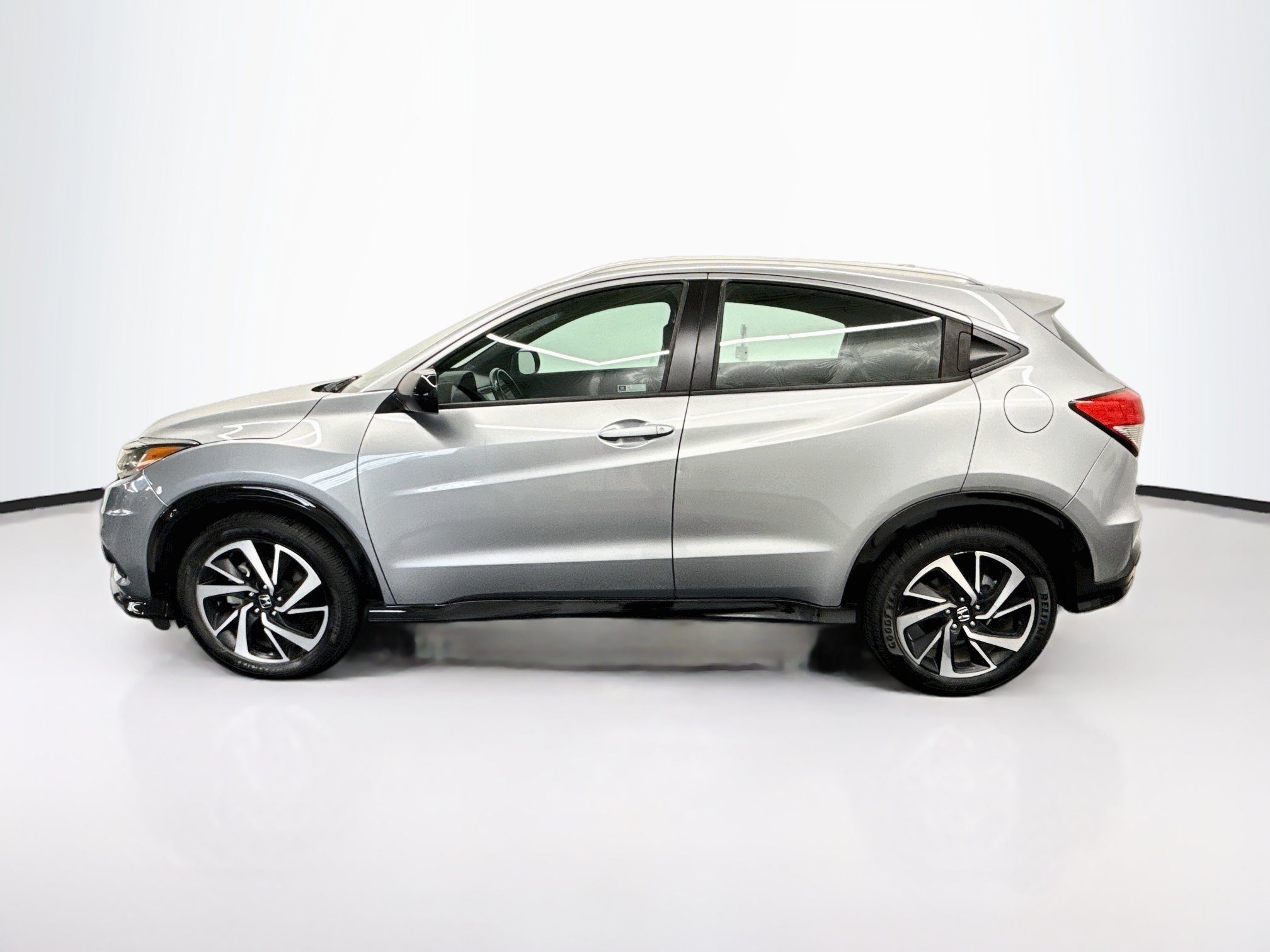 Used 2020 Honda HR-V Sport image 4