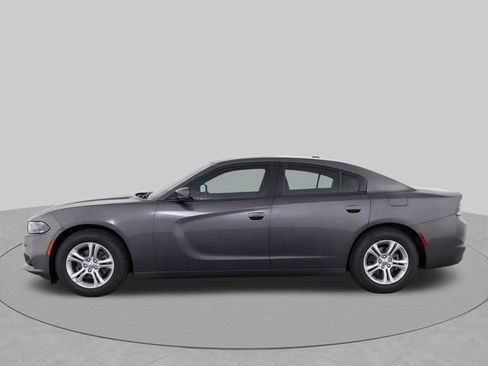 Used 2019 Dodge Charger SXT RWD image 7