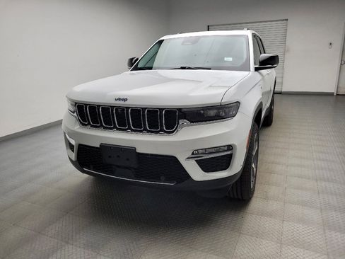 Used 2022 Jeep Grand Cherokee Limited 4xe w/ Luxury Tech Group II AWD/4WD image 15