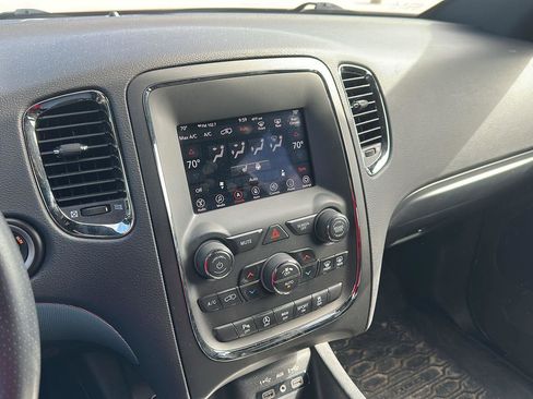 Used 2018 Dodge Durango GT w/ Blacktop Package AWD/4WD image 16