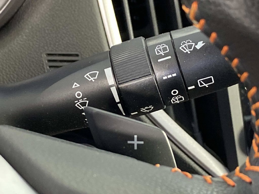Used 2023 Subaru Crosstrek 2.5i Limited AWD/4WD image 19