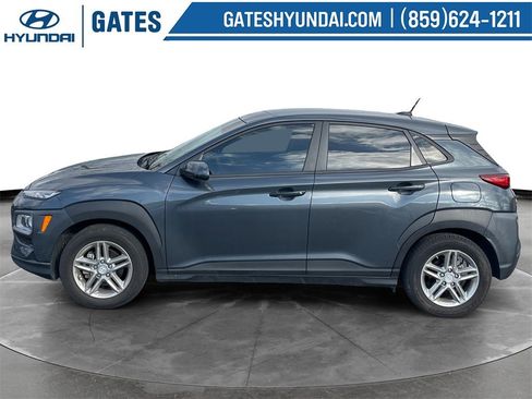 Certified 2021 Hyundai Kona SE w/ Cargo Package image 6