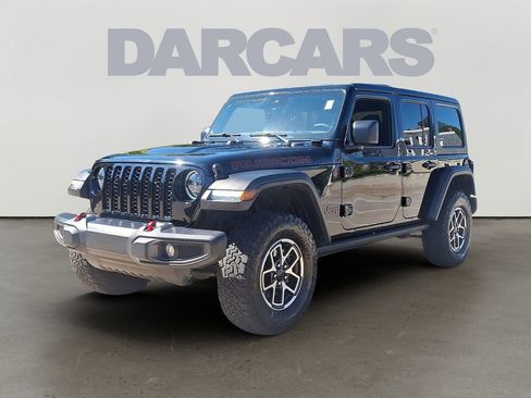 Used 2024 Jeep Wrangler Unlimited Rubicon AWD/4WD image 3