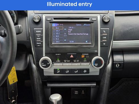 Used 2013 Toyota Camry SE image 20