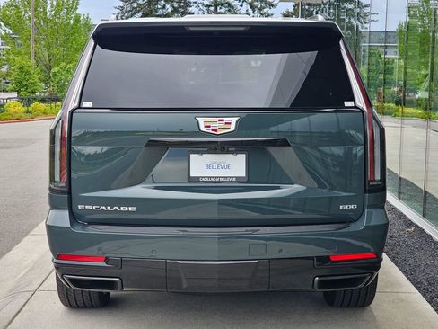 New 2026 Cadillac Escalade Sport w/ Touring Package AWD/4WD image 4