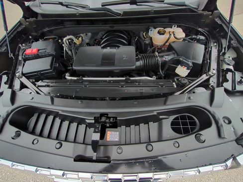 Used 2024 GMC Yukon XL Denali AWD/4WD image 28