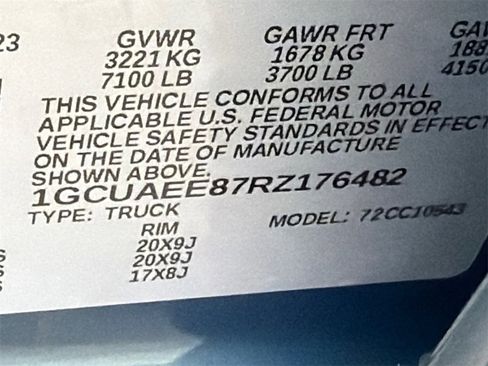 Used 2024 Chevrolet Silverado 1500 LTZ w/ Technology Package image 32