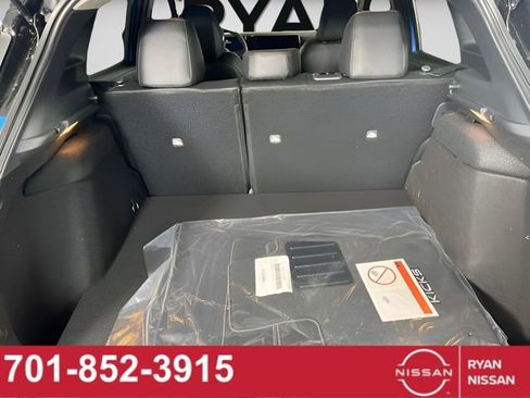 New 2025 Nissan Kicks SR w/ SR Premium Package image 7