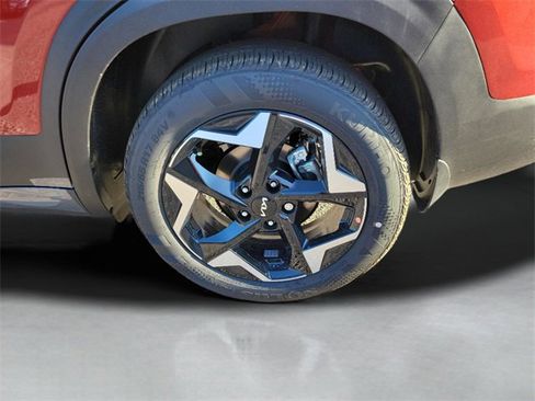 New 2026 Kia Seltos S image 13
