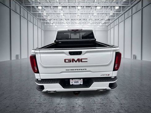 Used 2023 GMC Sierra 1500 AT4 w/ AT4 Premium Package AWD/4WD image 8