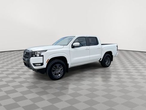 Used 2025 Nissan Frontier SV w/ SV Convenience Package image 6