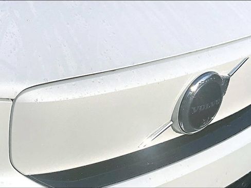 Certified 2023 Volvo C40 P8 Recharge Ultimate AWD/4WD image 38