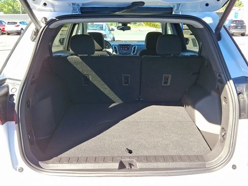 Used 2022 Chevrolet Equinox LT image 28