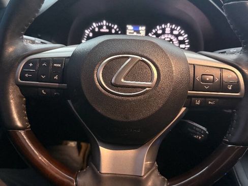 Used 2018 Lexus ES 350 w/ Ultra Luxury Package image 10