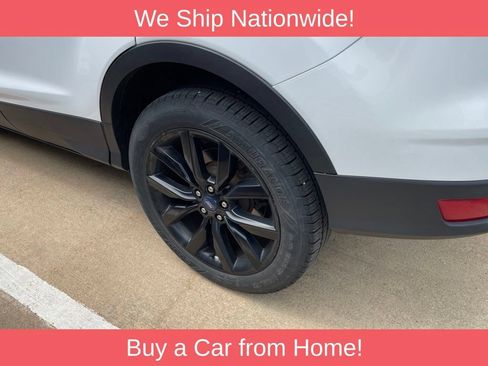 Used 2017 Ford Escape SE w/ Equipment Group 201A AWD/4WD image 4