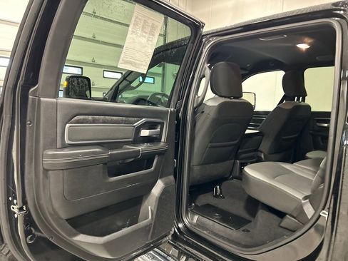 Used 2024 RAM 2500 Big Horn w/ Bed Utility Group image 33