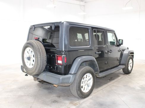 Used 2023 Jeep Wrangler Unlimited Sport AWD/4WD image 9