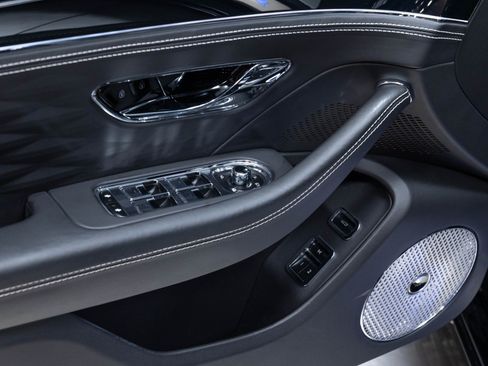 Used 2020 Bentley Flying Spur W12 AWD/4WD image 13