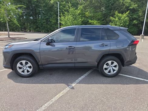 Used 2024 Toyota RAV4 LE FWD image 6