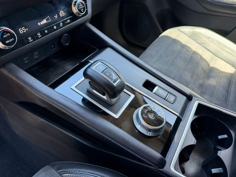 Used 2022 Mitsubishi Outlander SE FWD image 15