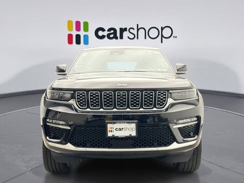 Used 2023 Jeep Grand Cherokee Summit AWD/4WD image 8